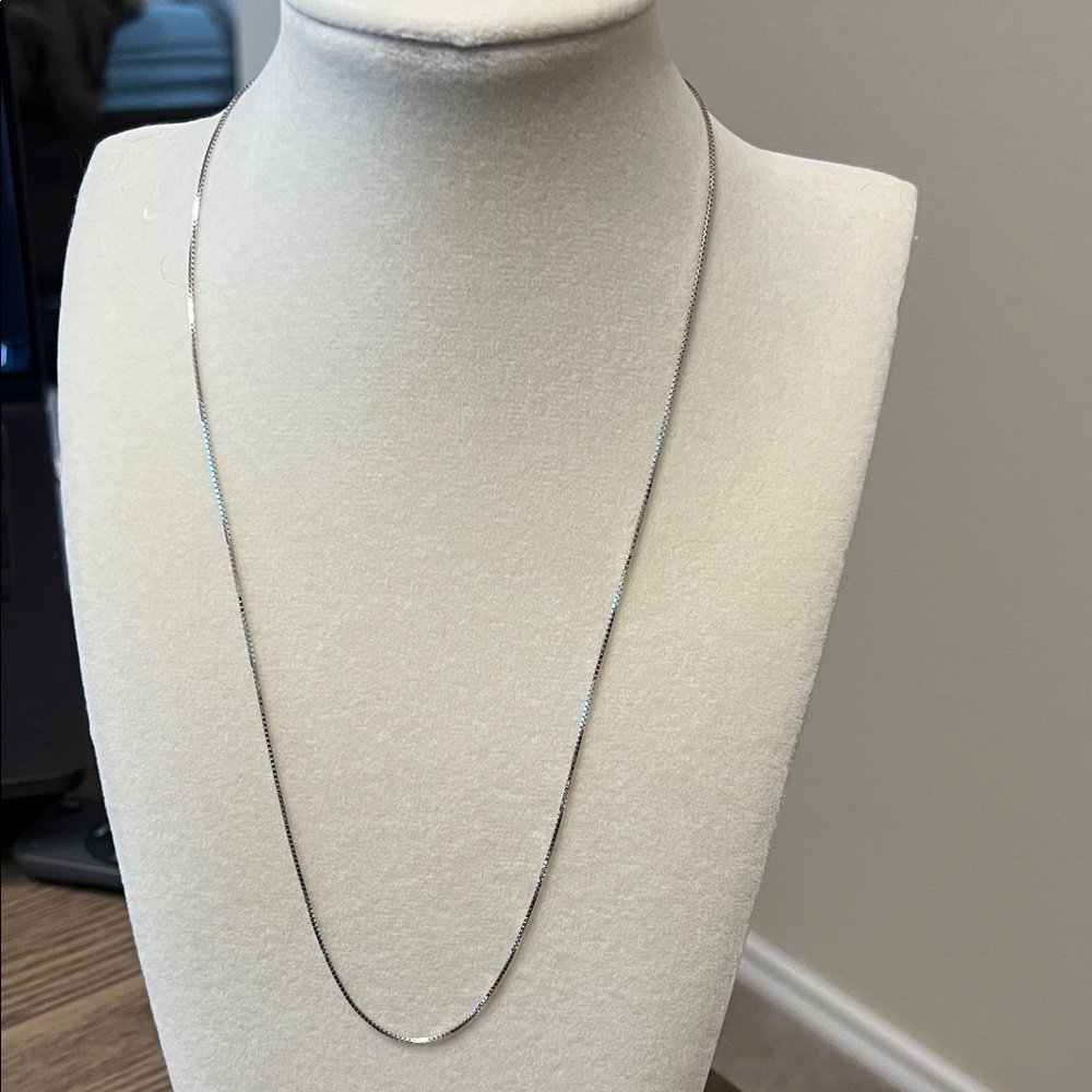 Adjustable Solid 14kt White Gold Chain - image 1